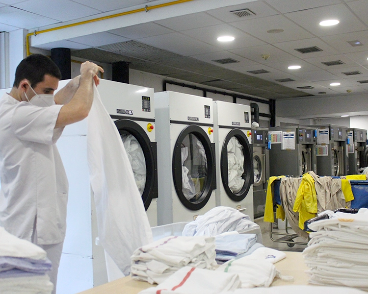 Imagen de refuerzo para la entrada de octubre en la lavanderia de la Clínica Sant Antoni.